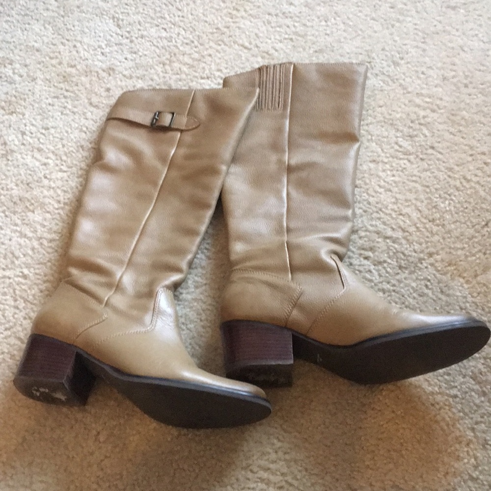 Camel leather tall boots
